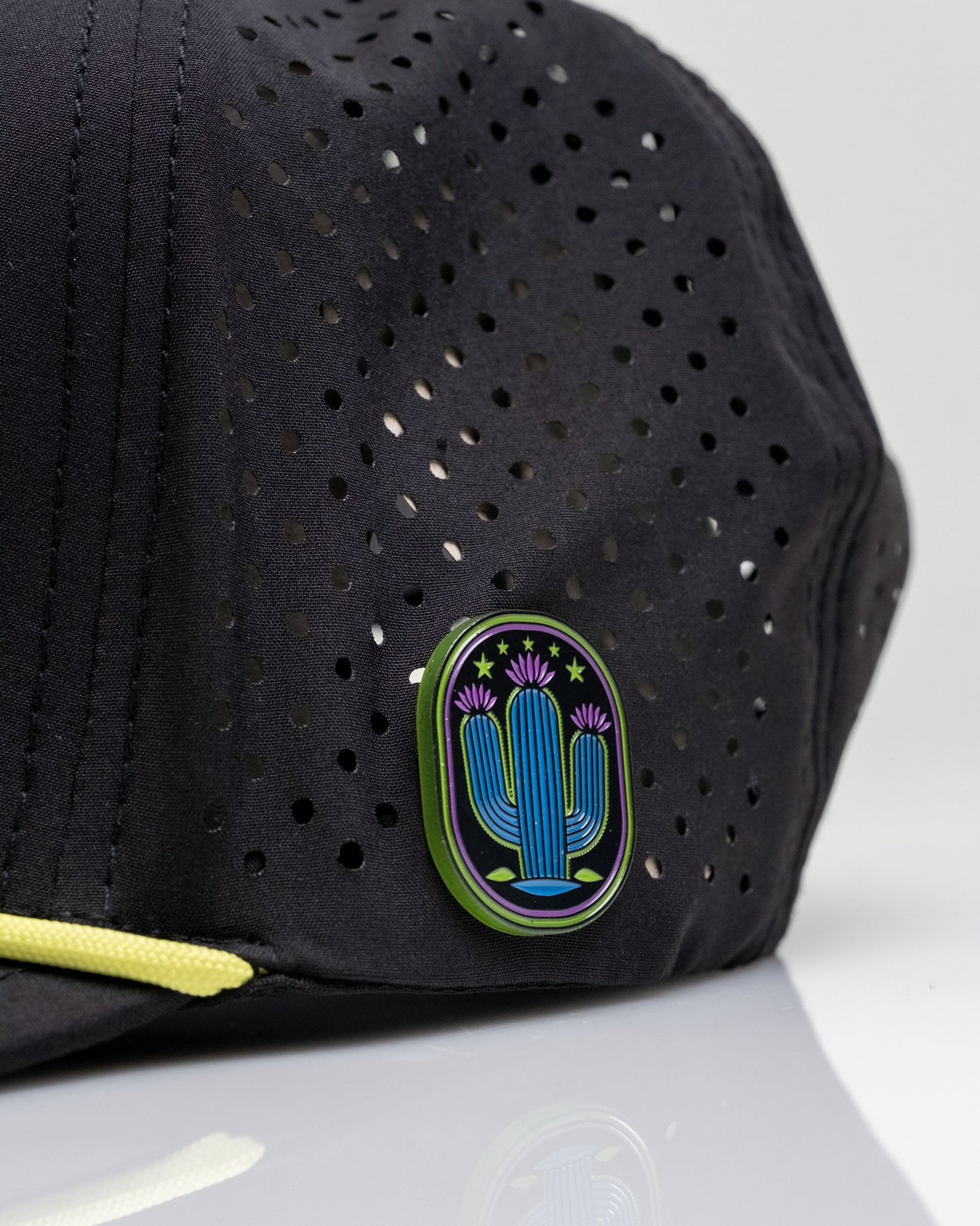 Cactus Black - Perforated Rope Hat