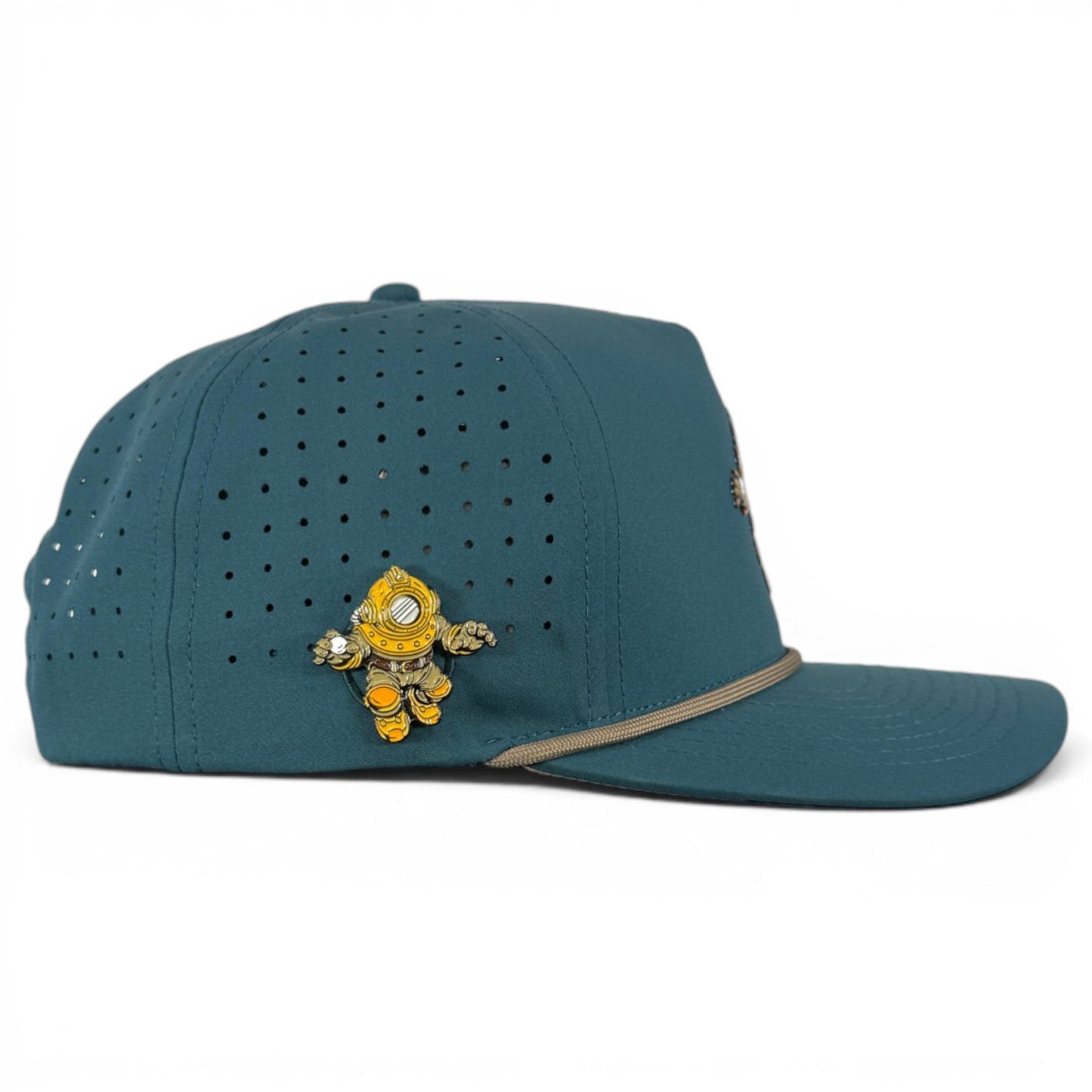 Deep Dive Golf Hat | Snapback Cap | Built-in Magnetic Ball Marker Holder + Marker Included | Adjustable Scuba Diver