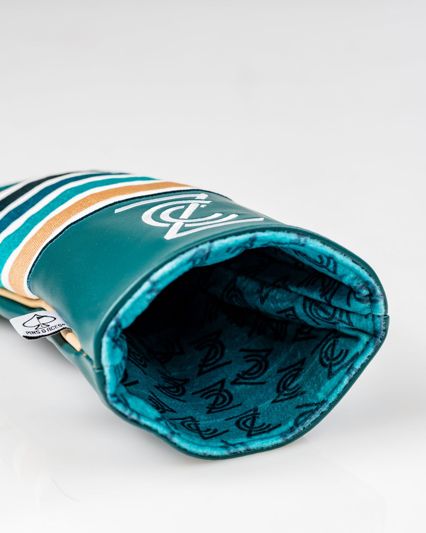 Zynbabwe Country Club Gator - Driver Cover
